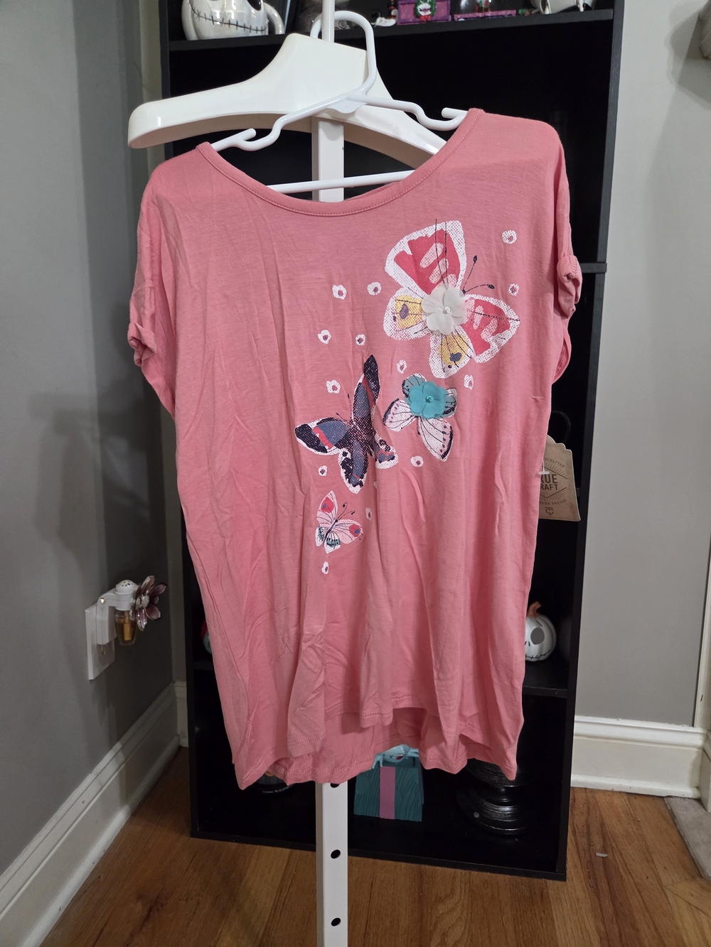 True Craft Pink Short-Sleeve Tee with Butterfly Graphic
